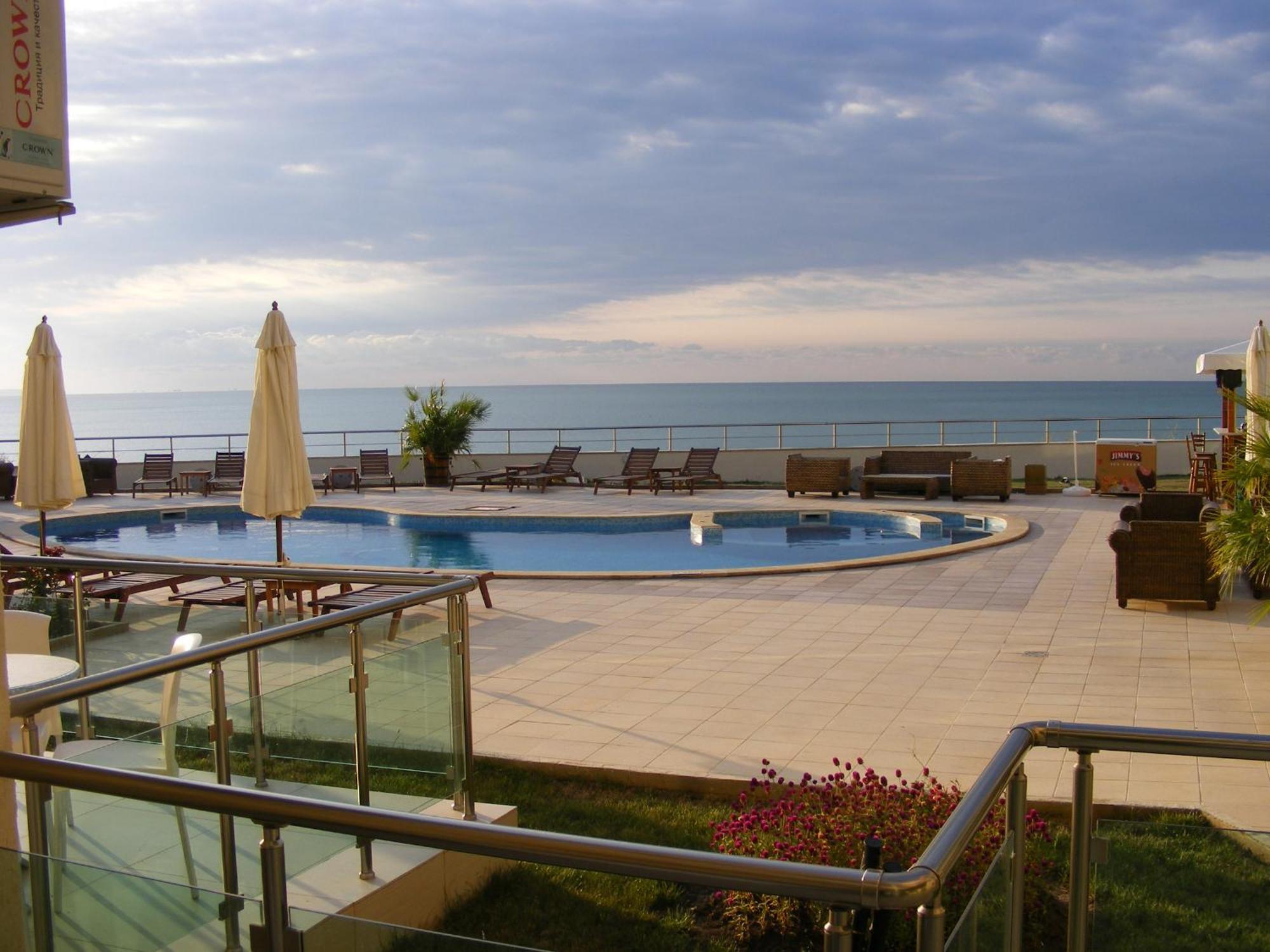 Golf Coast Boutique Studio With Sea View Topola Exterior photo
