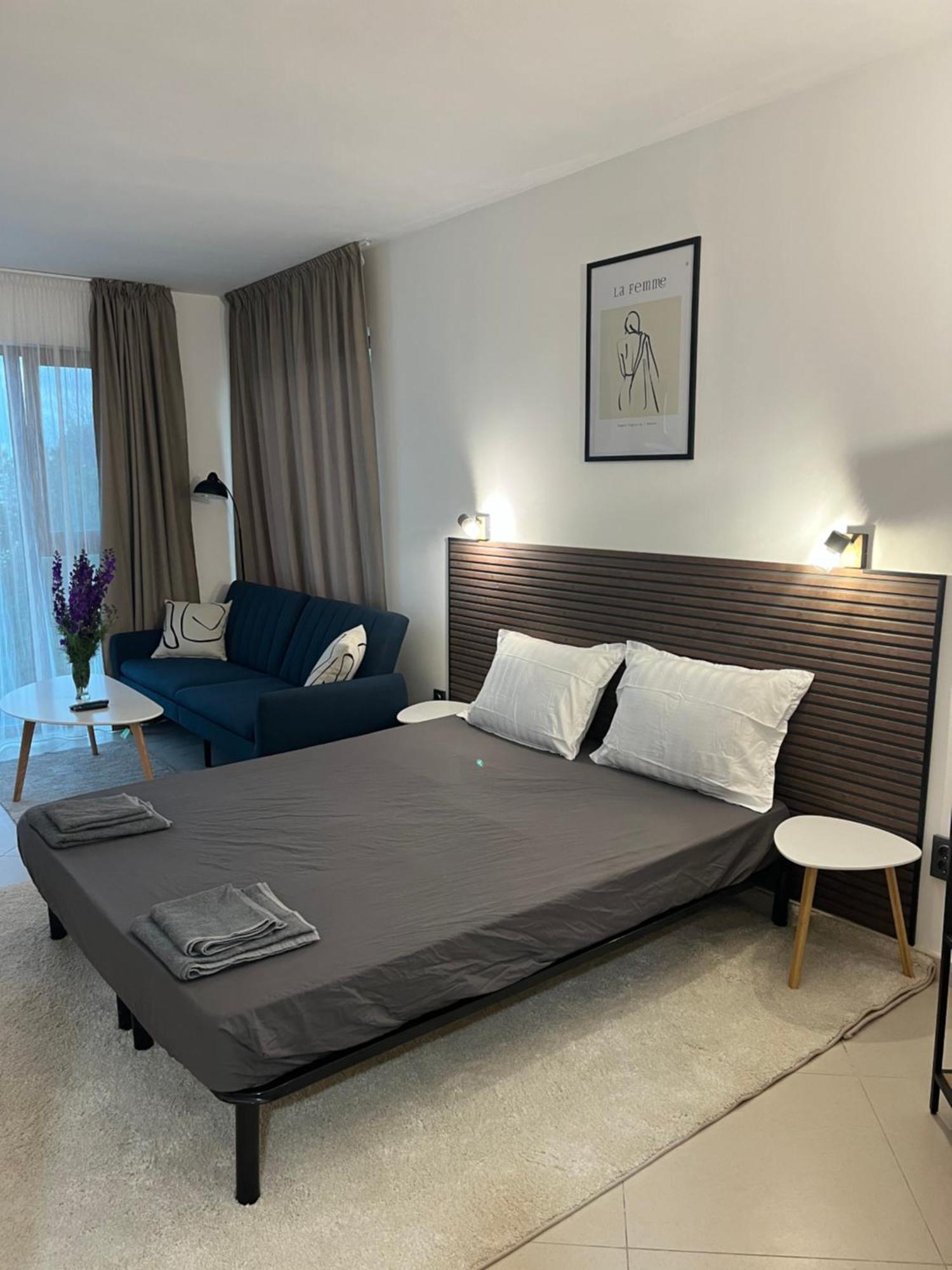 Golf Coast Boutique Studio With Sea View Topola Exterior photo
